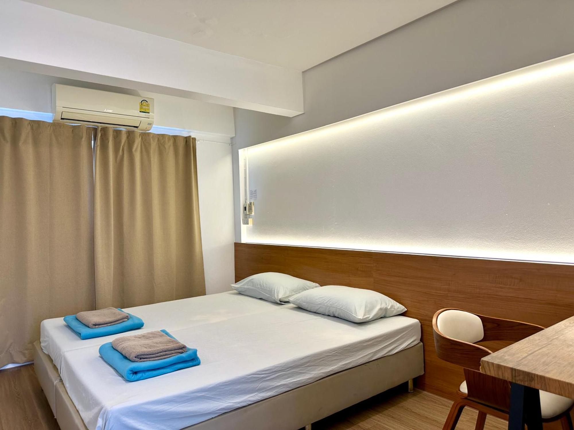 Films House Hostel Bangsaen Esterno foto